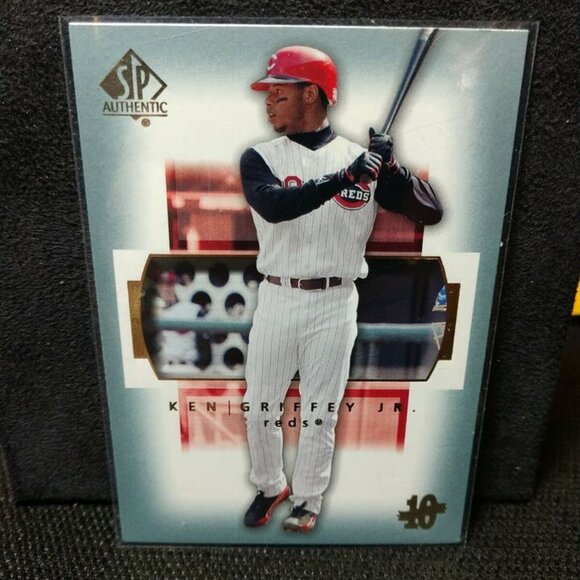 2003 SP Authentic Baseball Card #86 Ken Griffey Jr. Cincinnati Reds - Picture 1 of 4